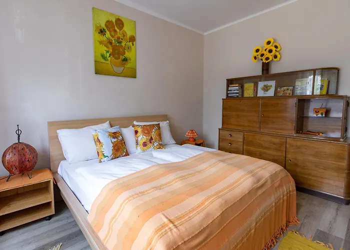 Napraforgo Vendeghaz Apartment Totvazsony